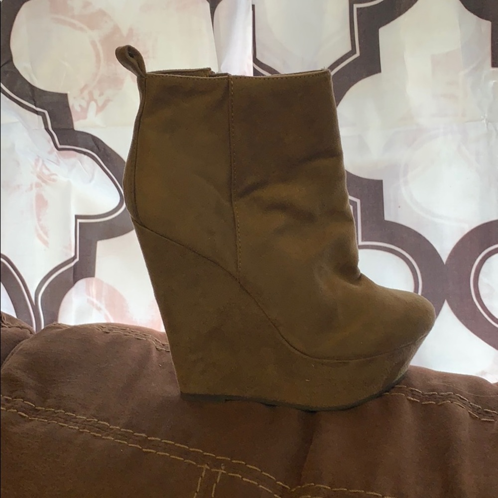 Zigi Soho Women’s Susie Platform boots